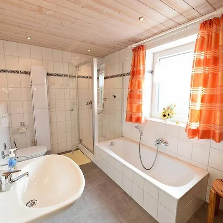 Gasthuis Gaestehaus Monalisa 3*